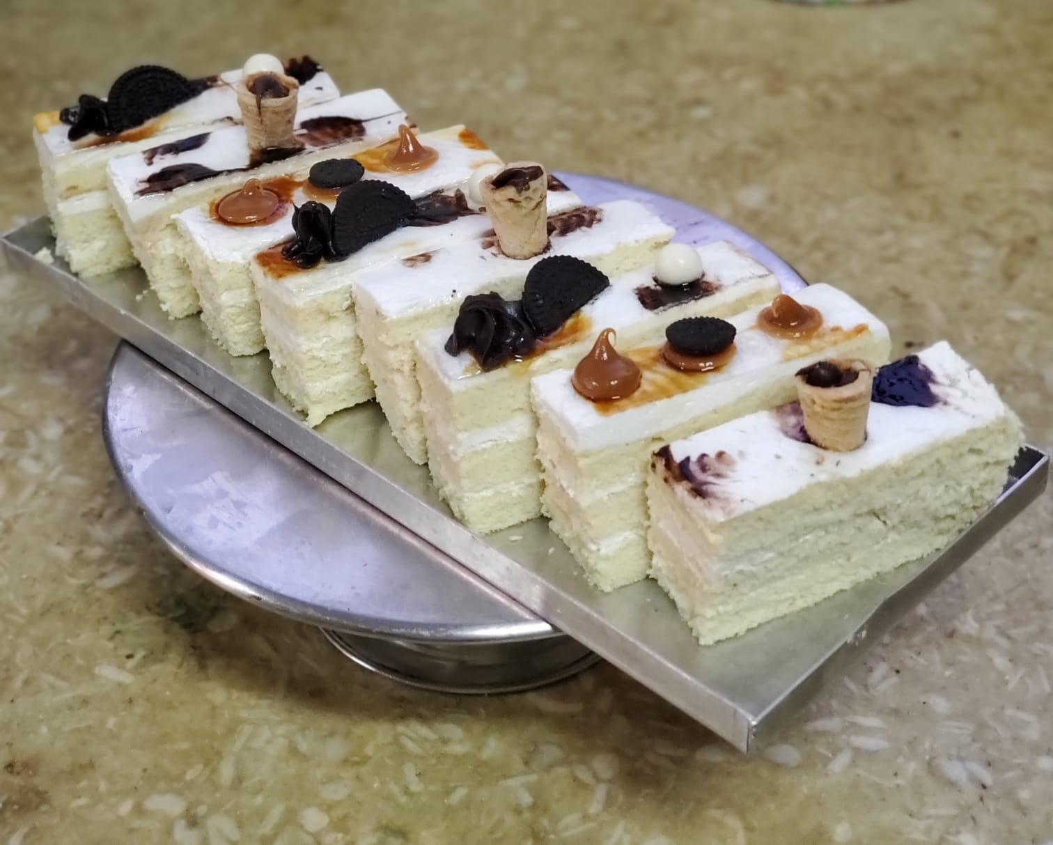 معرض